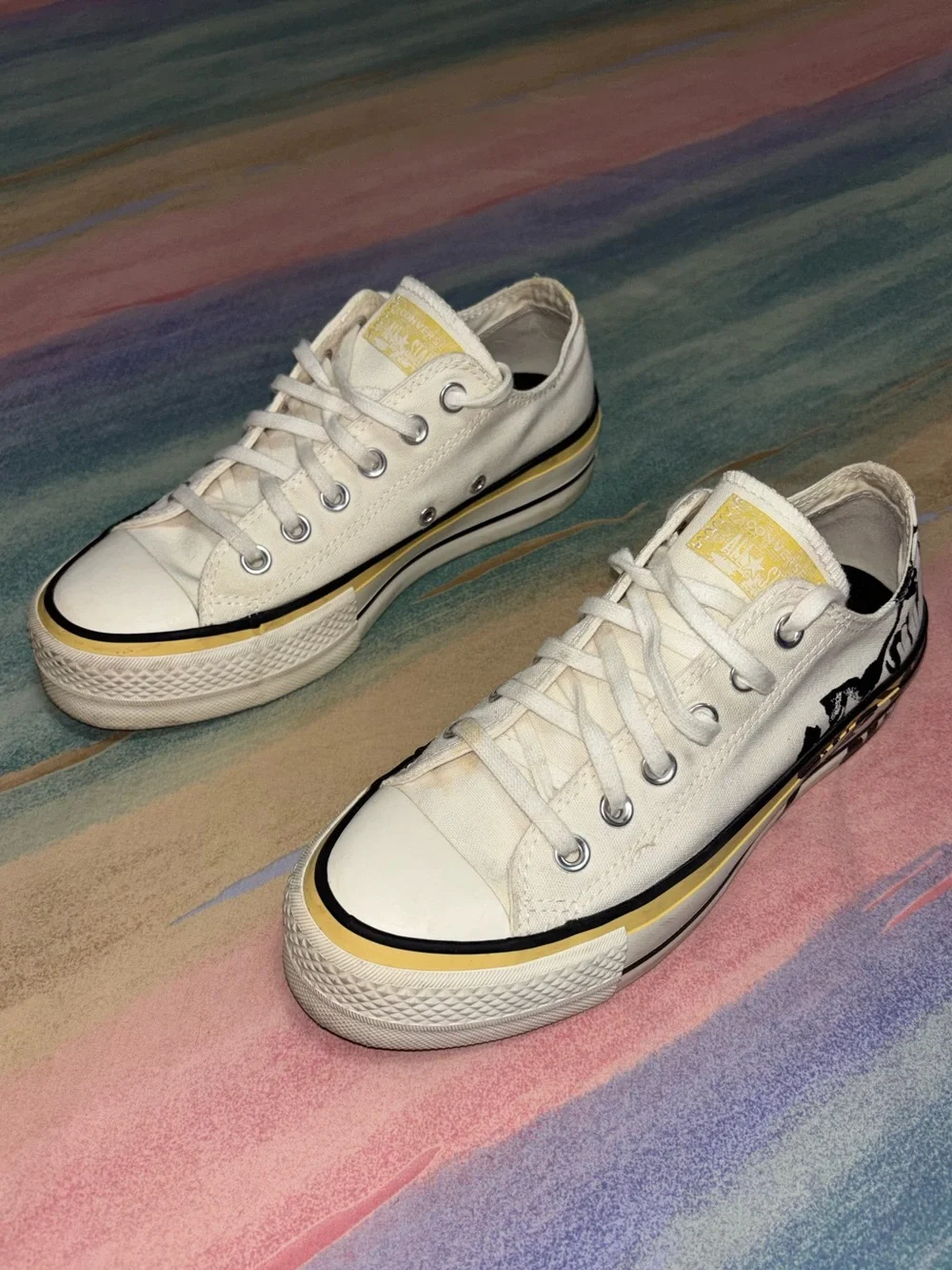 Converse CTAS Low Platform Sneakers size 7 shoes Egret Saturn Gold